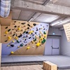 Image 12: Paris - Combo Salle d'escalade d'une journée et minigolf fluorescent