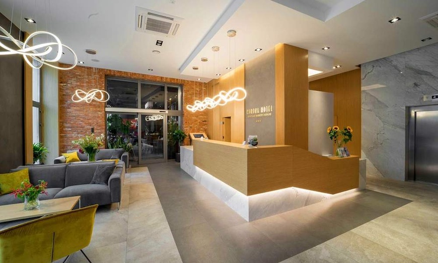 Image 2: ✈ POLSKA | Wroclaw - Korona Hotel Wroclaw Market Square 3* - Centru...
