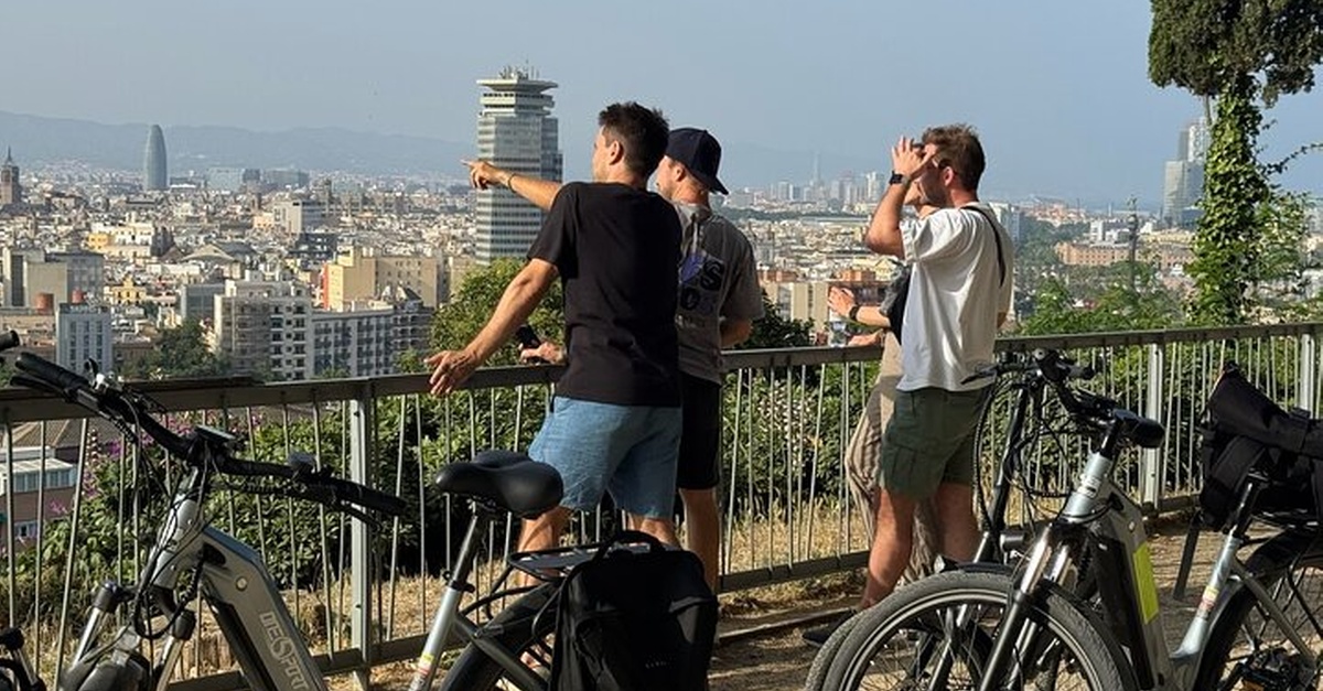 Tour panorámico en bicicleta eléctrica por Montjuïc en Barcelona