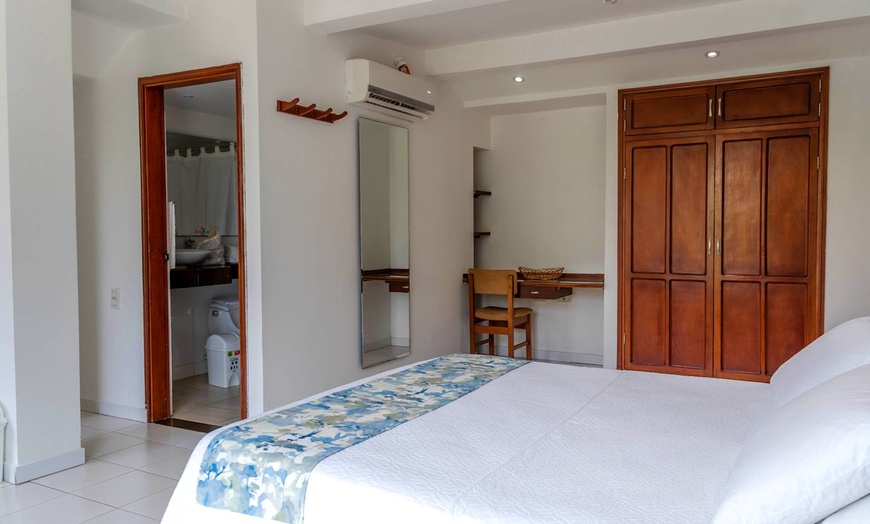 Image 8: ✈ COLOMBIA | Bocagrande - Coral Reef 3*, 5 notti - Piscina esterna