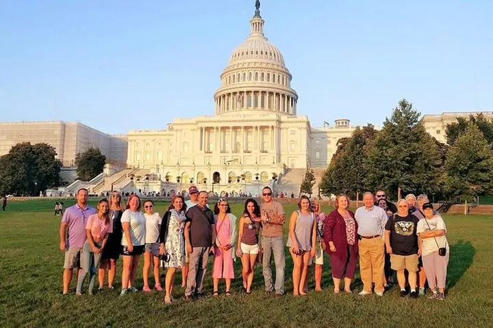 DC Combo: Narrated Scenic Boat Cruise & National Mall Bus Tour