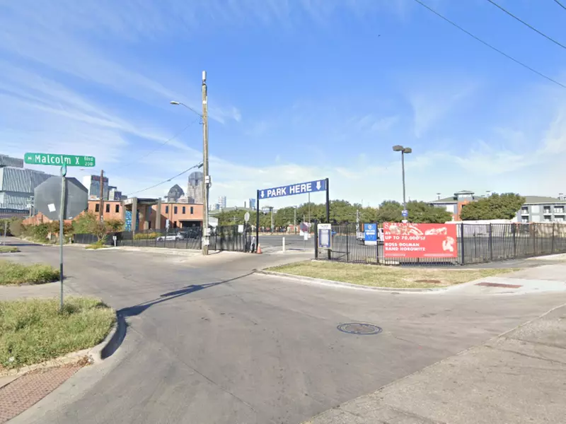 Parking at 301 N. Crowdus St. Lot