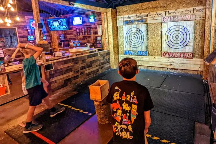 90 Minute Axe Throwing Guided Experience St Pete Hatchet Hangout