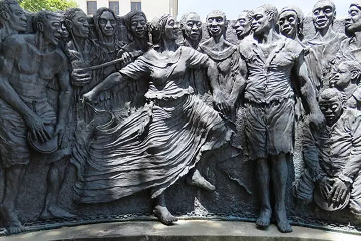 French Quarter, Voodoo, and Vampire History Tour