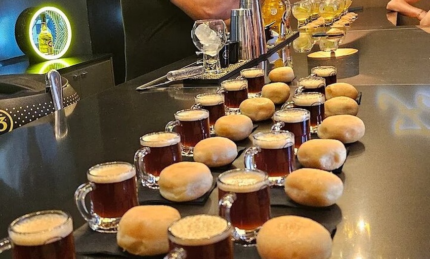 Image 5: Cartagena; Visita Fabrica de licor con cata y traslados en van