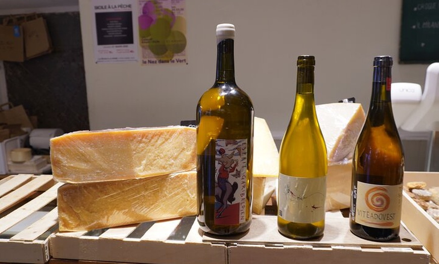 Image 12: Dégustation et Expérience Complète du Terroir - 8 Vins 4 Fromages