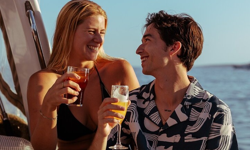 Image 10: Yate a vela privado por la Bahía de Palma y calas cercanas