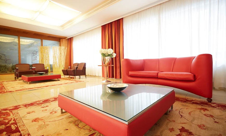 Image 12: ✈ IBIZA | Santa Eulalia del Rio - Invisa Hotel La Cala 4*, 3 nachte...