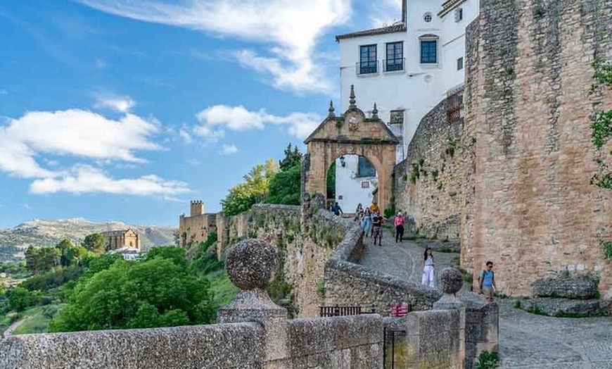Image 3: Excursión Privada de Día Completo a Ronda desde Granada