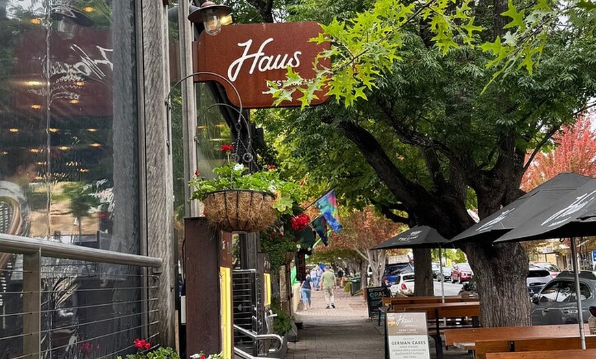 Image 9: "Discover Hahndorf: Wine, Cheese, Beer, Shops & Lunch Day Trip"