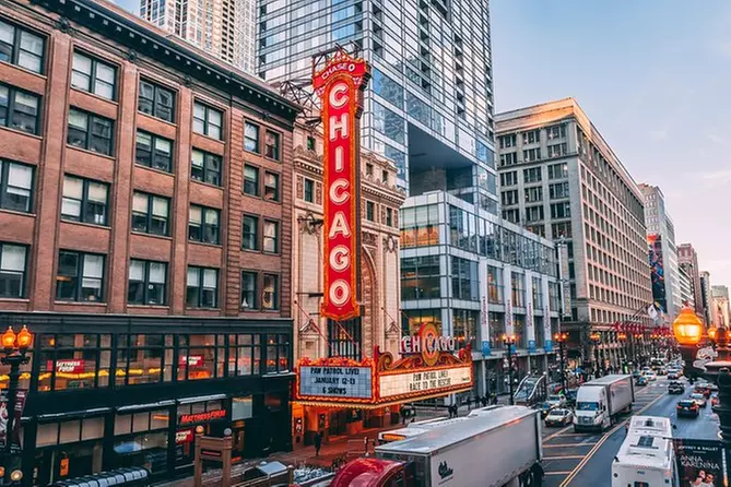 The Chicago Tour - Primary Image