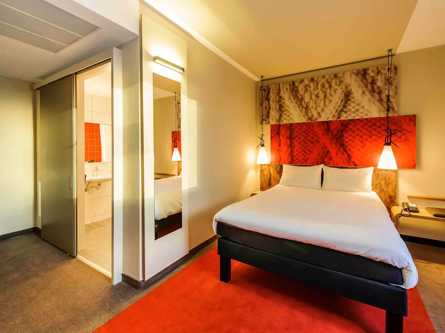 ✈ SCHLESWIG-HOLSTEIN | Hamburg - ibis Hamburg City Hotel 3*, 2 nocy...