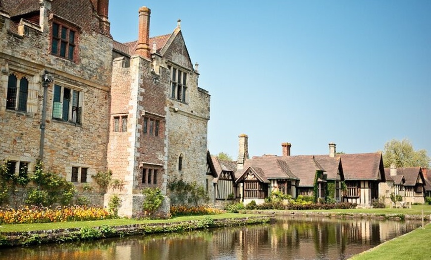 Image 3: Panoramic London Tour with Tower of London and Hever Castle