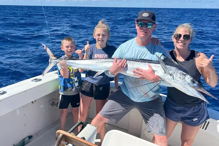 8 Hour Private Fishing Charter in Kailua-Kona, Hawaii - Primary Image