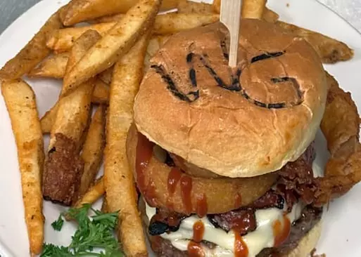 5% Cash Back at Waterfront Grille