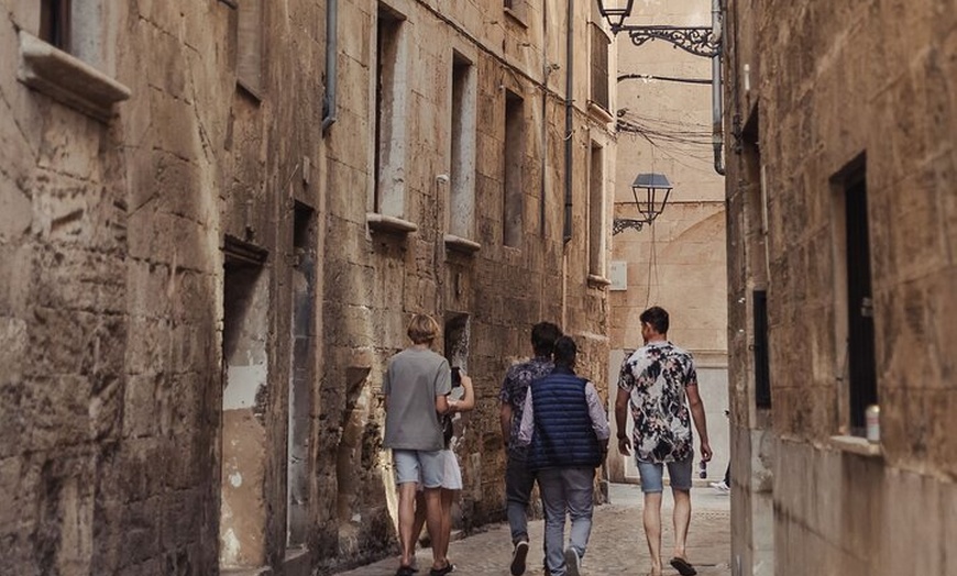 Image 6: Tour gastronómico único autoguiado en el casco antiguo de Palma, Ma...