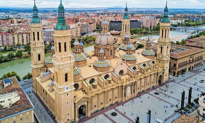 Image 31: Visita guiada de 7 días en Sevilla, Granada y Barcelona desde Madrid