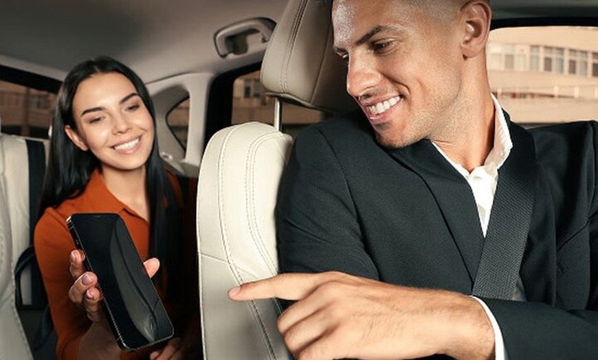 Image 7: Heathrow to Your London Hotel Private Transfer