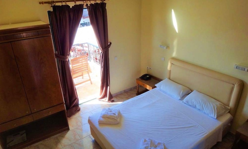 Image 12: ✈ KRETA | Kato Gouves - Diogenis Blue Palace Hotel 4* - Odkryty basen