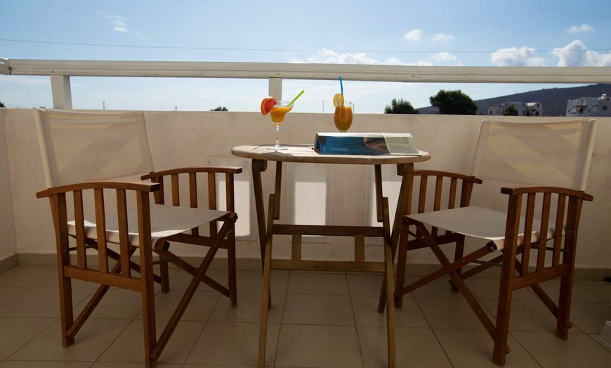 Image 4: ✈ SANTORIN | Perissa - Iliada Odysseas Resort 4*, 3 nuit