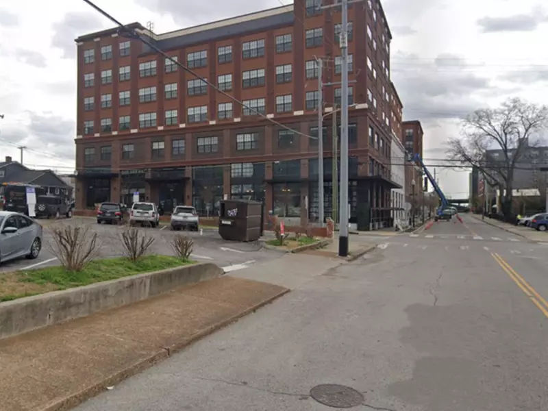 Parking at 631 2nd & Elm Lot