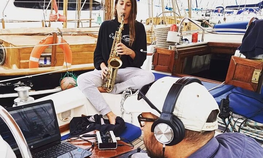 Image 6: Barcelona Sailing Experience