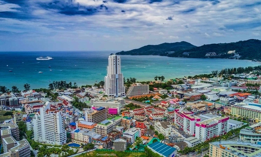 Image 14: ✈ SÜDTHAILAND | Phuket - Patong Resort Hotel 4*, 5 Nächte - Außenpool