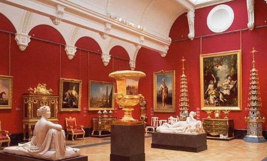 Image 2: London Royal Sights Tour with Westminster Abbey Entry