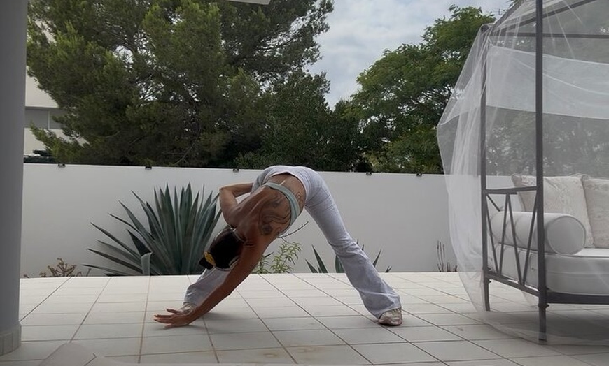 Image 3: Muévete como una diosa, suda como un guerrero