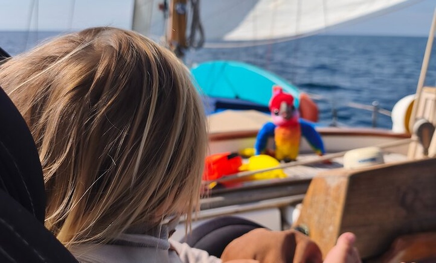 Image 17: Plan Familiar y un Día a Bordo con una Familia Navegante