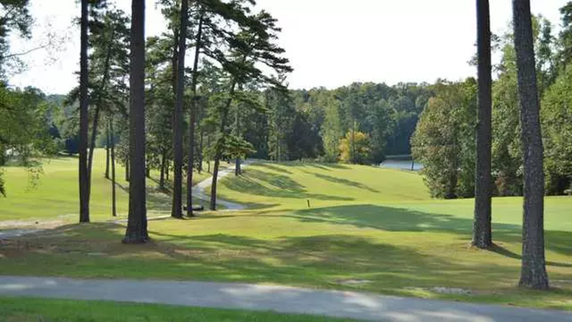 Online Booking - Round of Golf at Jamestown Park Golf Course - Primary Image