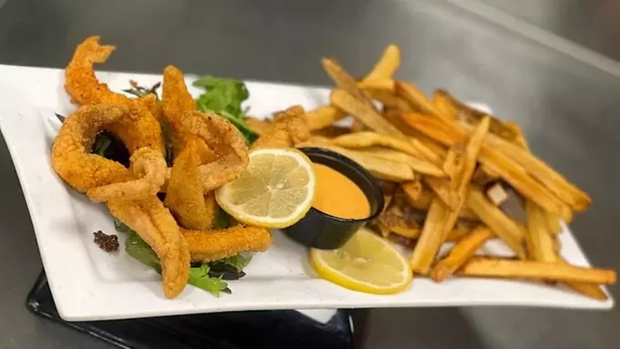 $15 for $30 worth of Amazing Soul Food, BBQ, & Seafood