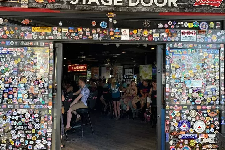 Where the Cheap Spots Are! Vegas Strip Happy Hour Crawl