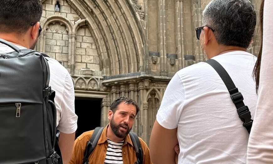 Image 13: Barrios históricos de Barcelona El Raval, Gótico y Born