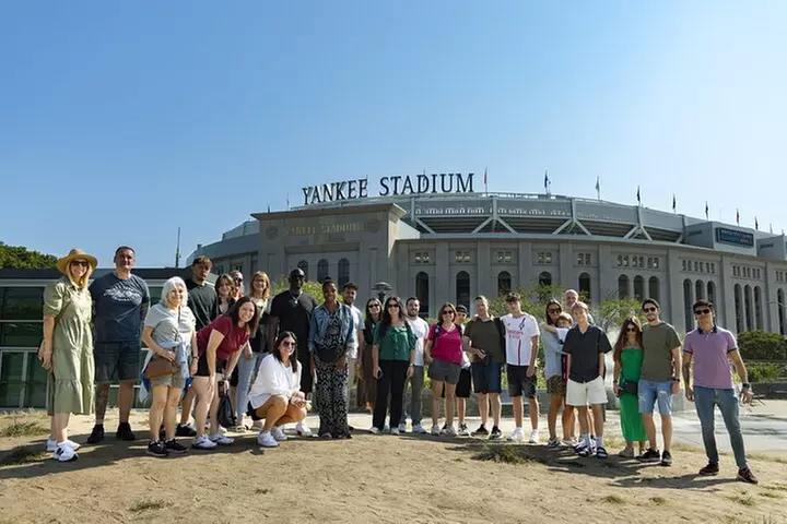 City of Contrasts Tour-Manhattan, Bronx, Queens and Brooklyn