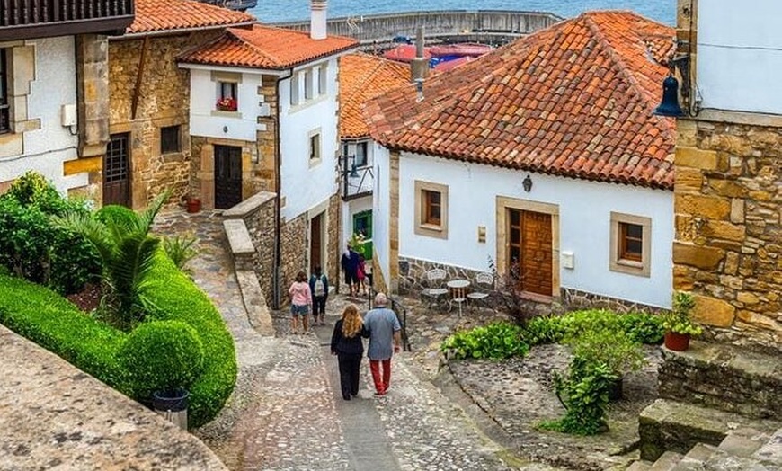 Image 14: Tour a Lagos de Covadonga, Cangas de Onís y Lastres desde Gijón