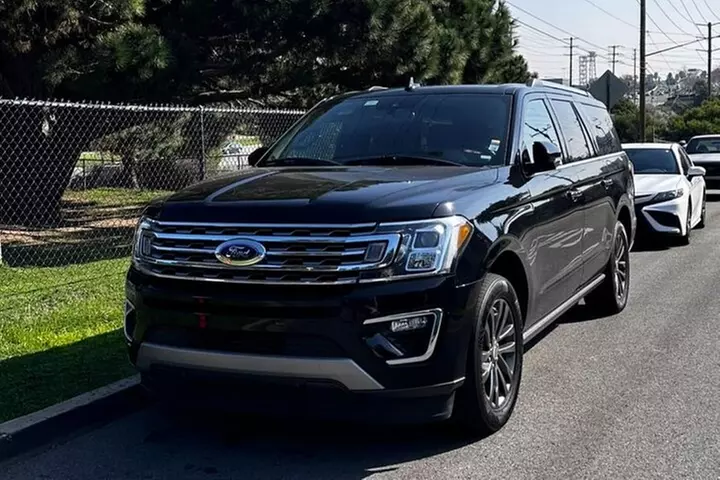 One Way Private Airport Transfer from/to LAX