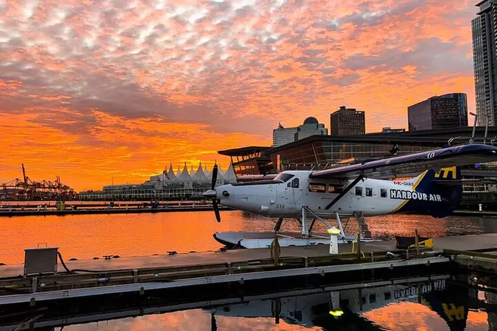 Scenic Seaplane Flight: Seattle to Vancouver (One Way) - Second Medium