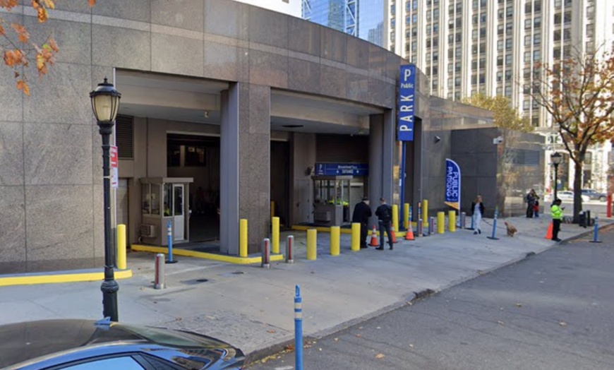 Image 5: Parking at (SP+) - 200 Liberty St. Garage