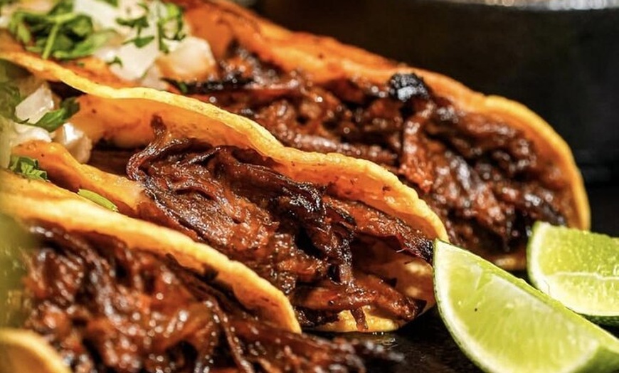 Image 4: Mexico City Night Tour: Historic Cantinas, Tacos & Mezcal