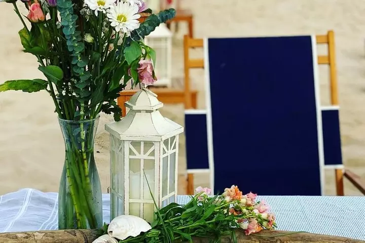 Luxury Beach Bonfire and Picnic Dinner at Town Line Beach