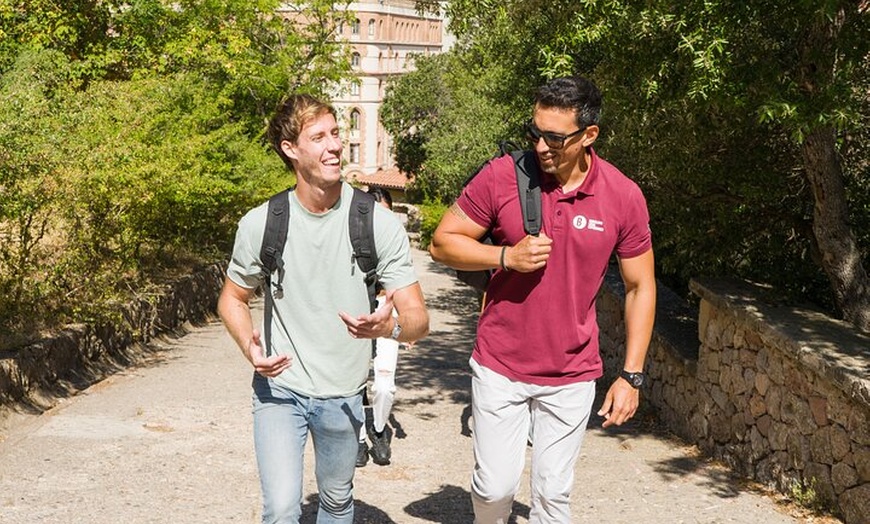 Image 11: Explore Montserrat y La Sagrada Familia en un día
