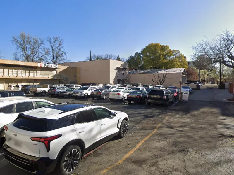 Parking at Goose Lot