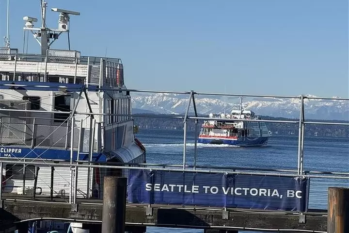 Victoria, BC Roundtrip Ferry Day Trip - Primary Image