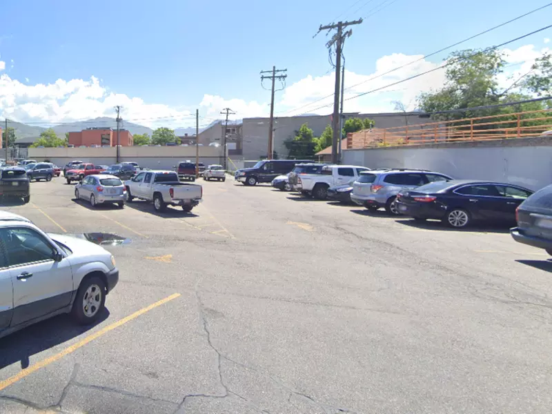 Parking at Broadway Pharmacy Lot