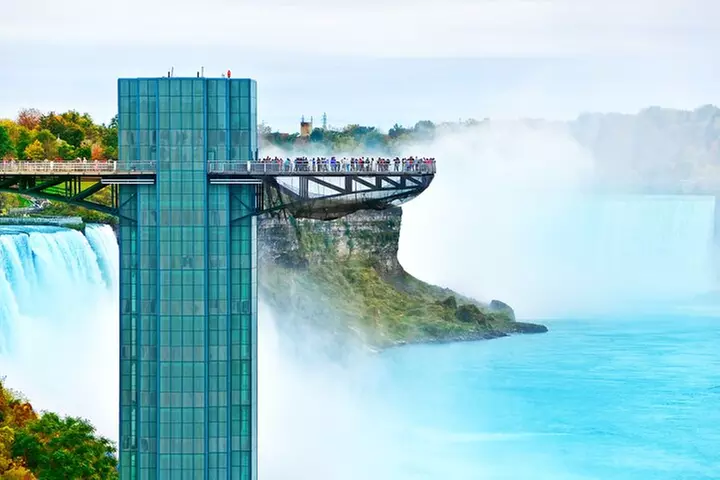 Guided Maid of the Mist and Cave of the Winds Tour