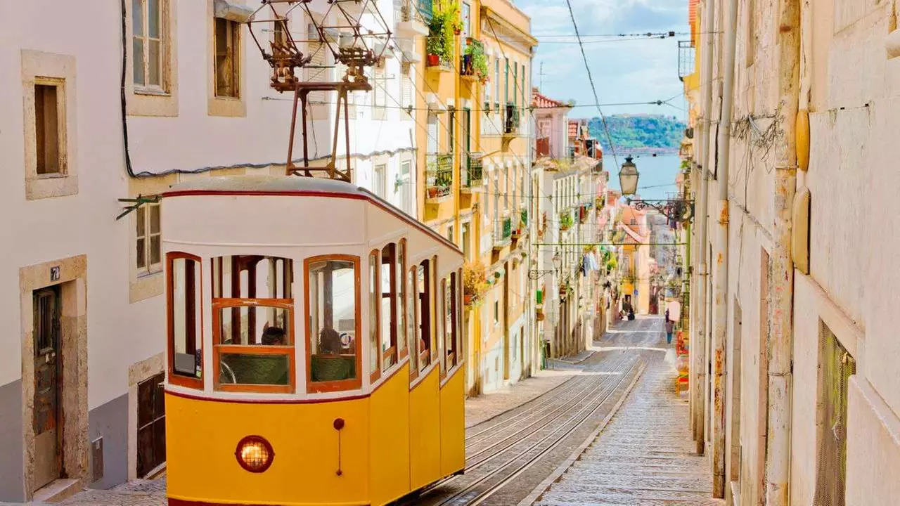 ✈ PORTUGAL | Lissabon - Jupiter Lisboa Hotel 4*, 2 Nächte - Stadtze...