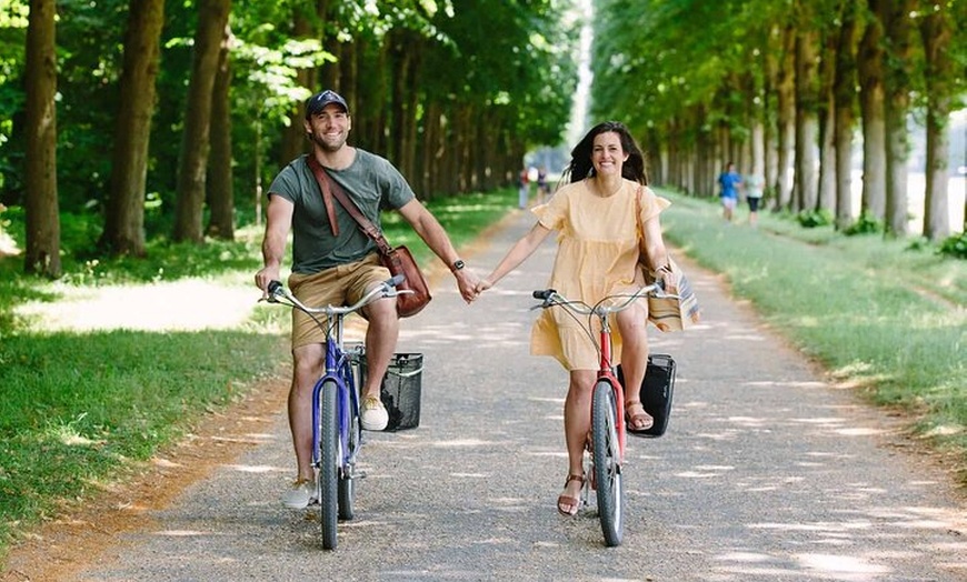 Image 40: Entrée du château Versailles Royal Passport avec Premium Add On