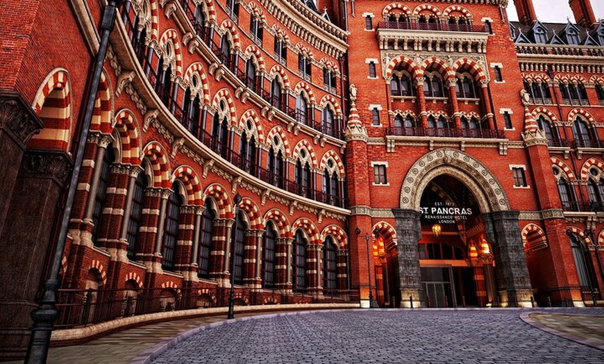 Image 2: St Pancras Private Transfers To and From Central London