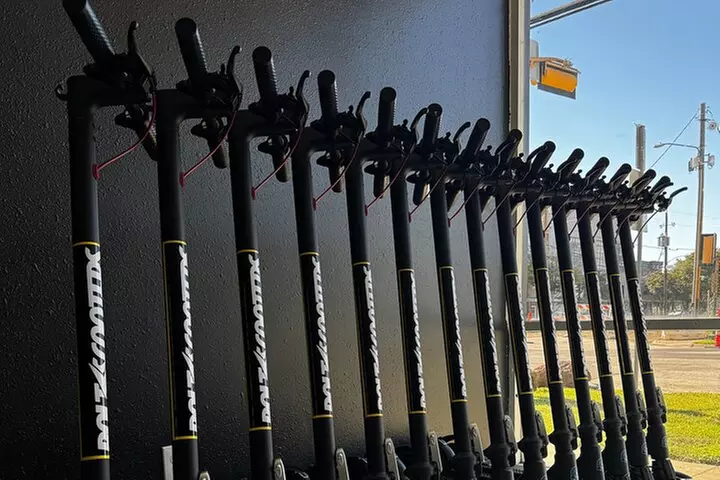 Galveston Sightseeing Self Guided Tour S2 Pro E Scooter - Second Medium